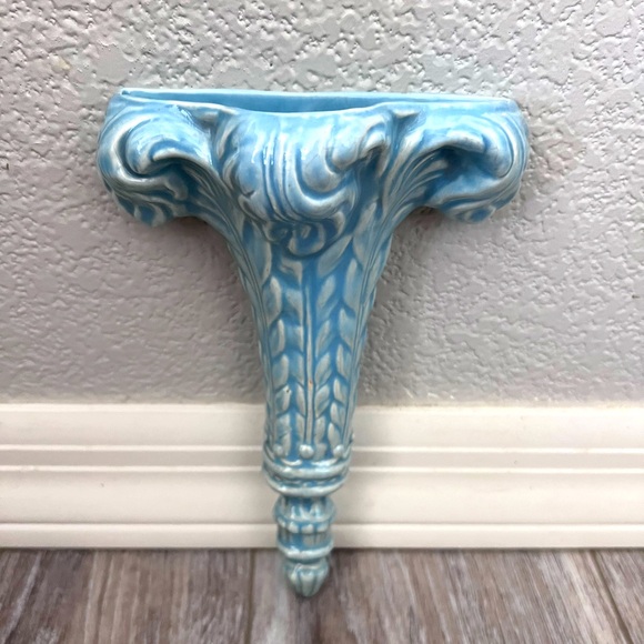 VINTAGE Blue Wall Pocket Vase 10” - Picture 1 of 5